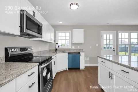 190 Granger Rd - Photo 6 of 24