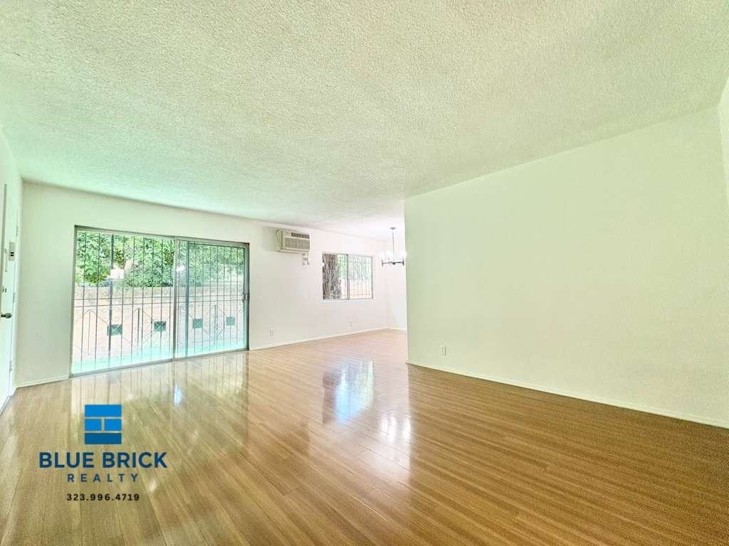 1411 N Curson Ave #2 - Photo 3 of 12