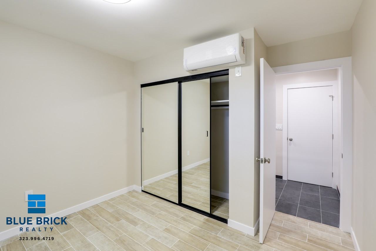 1035 N Hayworth Ave #100 - Photo 7 of 21
