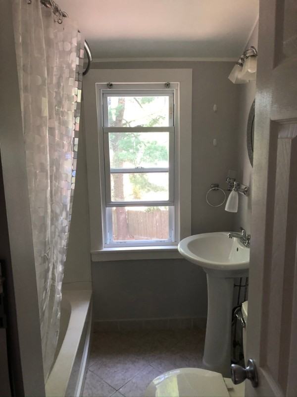 20 Elmhurst Cir - Photo 2 of 13