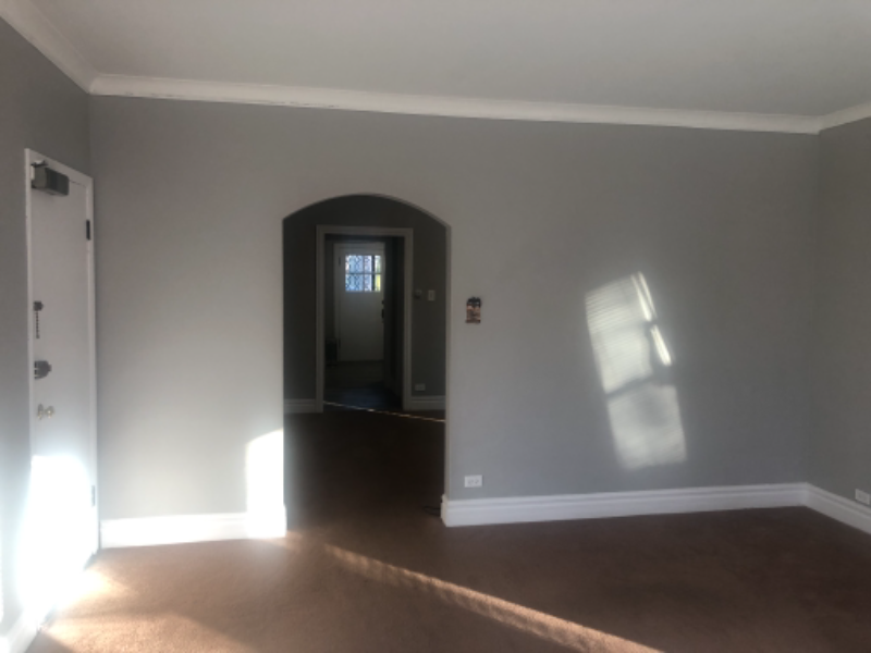 2828 W Lunt Ave #1 - Photo 2 of 9