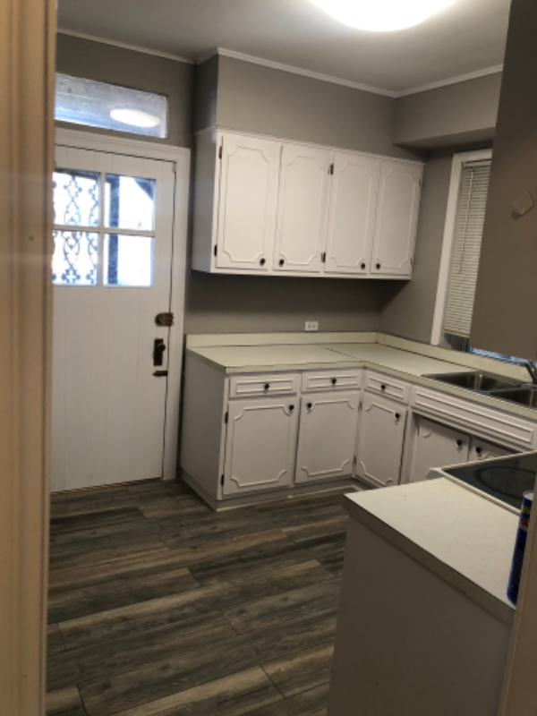 2828 W Lunt Ave #1 - Photo 7 of 9
