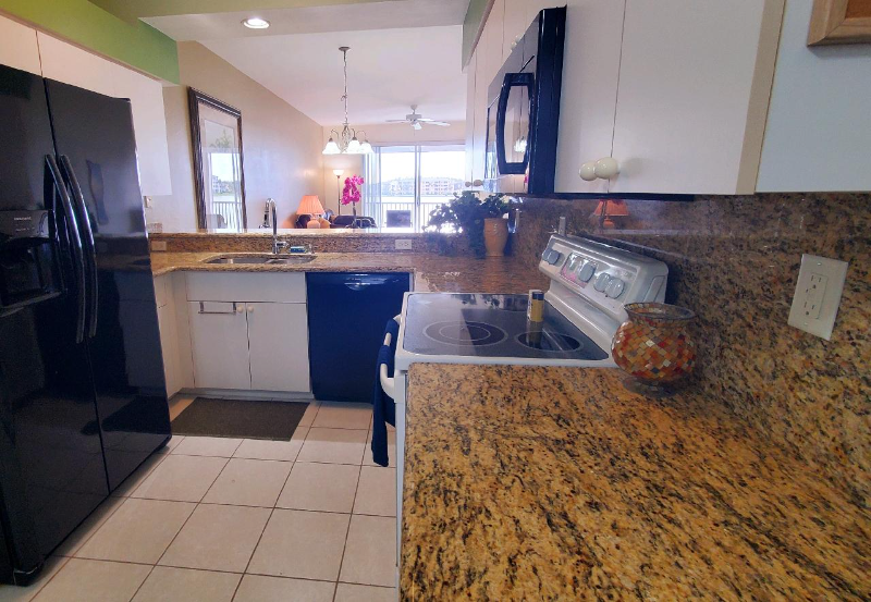 8056 Queen Palm Ln - Photo 5 of 20