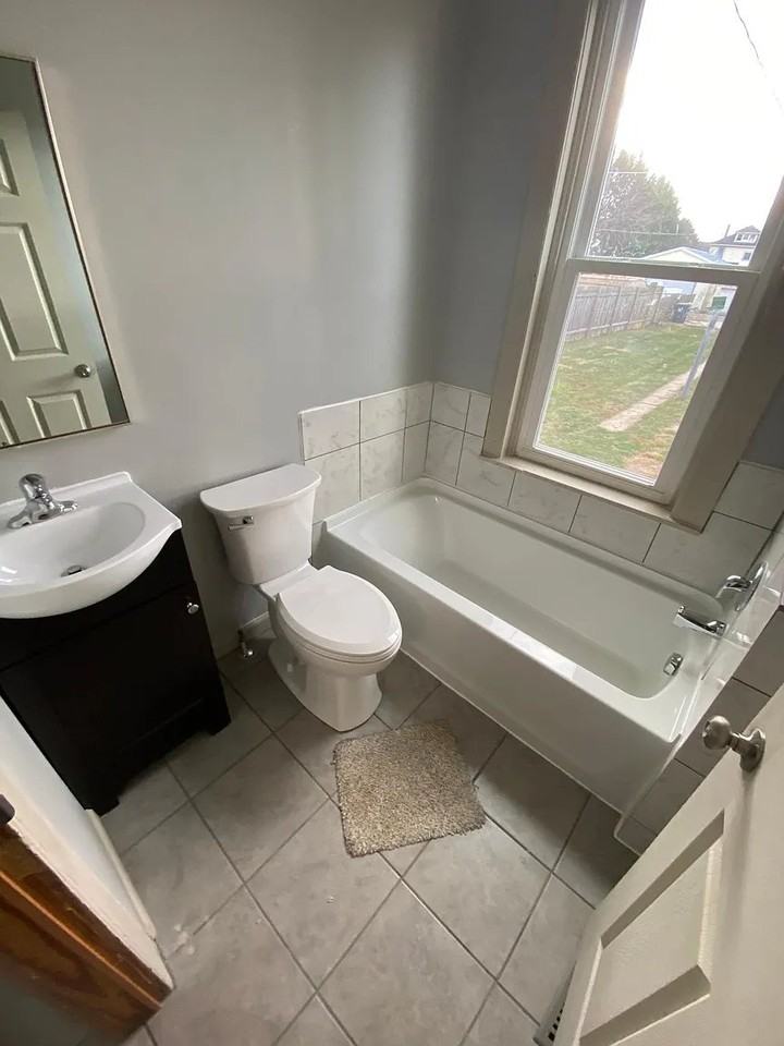 328 1/2 3rd St - Photo 6 of 13