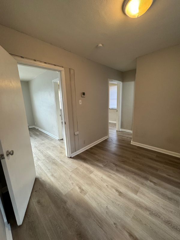 6430 Hampton Ave #6430 - Photo 2 of 7