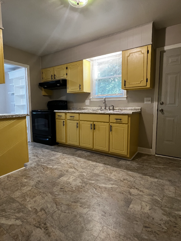 1221 North Dr - Photo 5 of 19