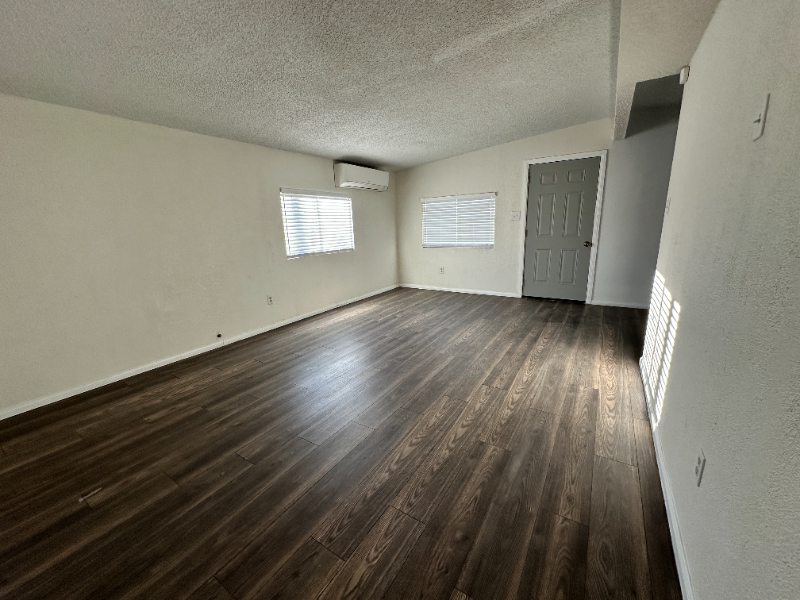 72662 Sunnyslope Dr - Photo 2 of 12