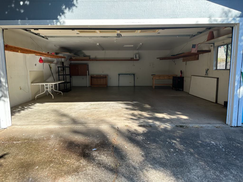97402 Anton Ct - Photo 2 of 3