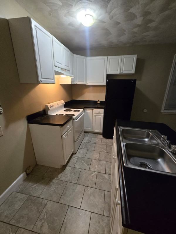 234 W 27th St #3