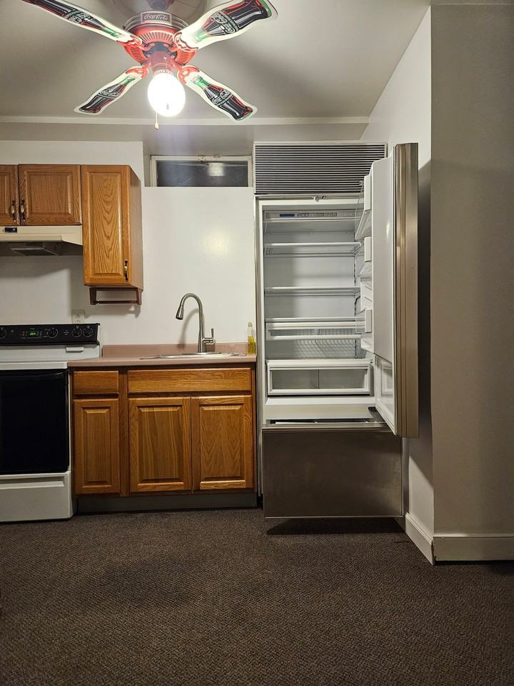 2638 Solomons Island Rd - Photo 4 of 9