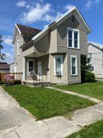 featured image of 130 Garfield Ave #UPPER