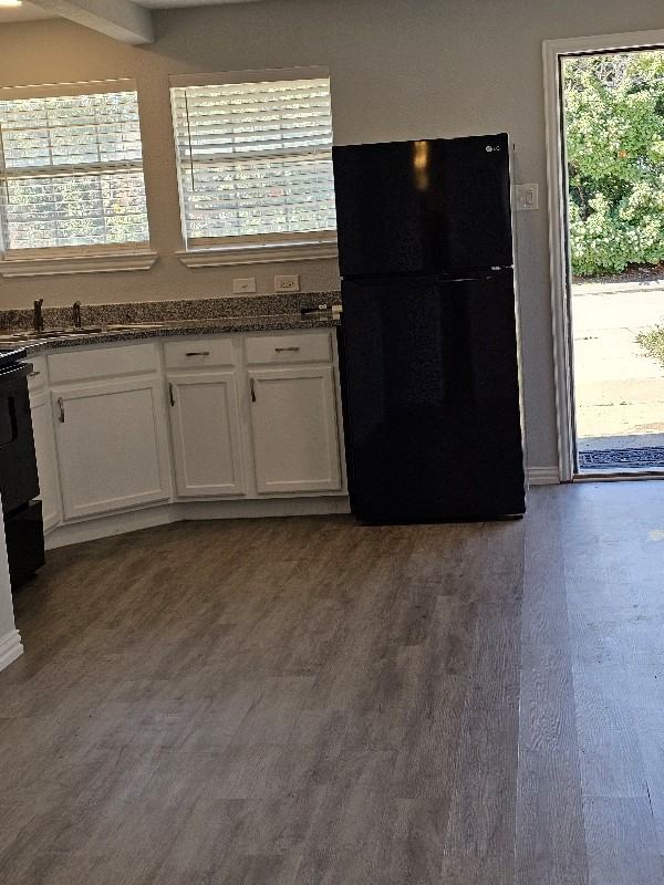1602 M Ave - Photo 4 of 16