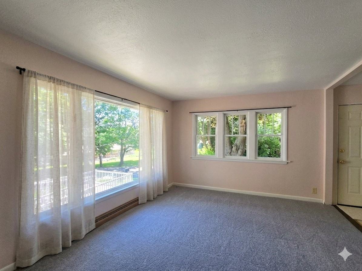 23 Stayman St - Photo 5 of 12
