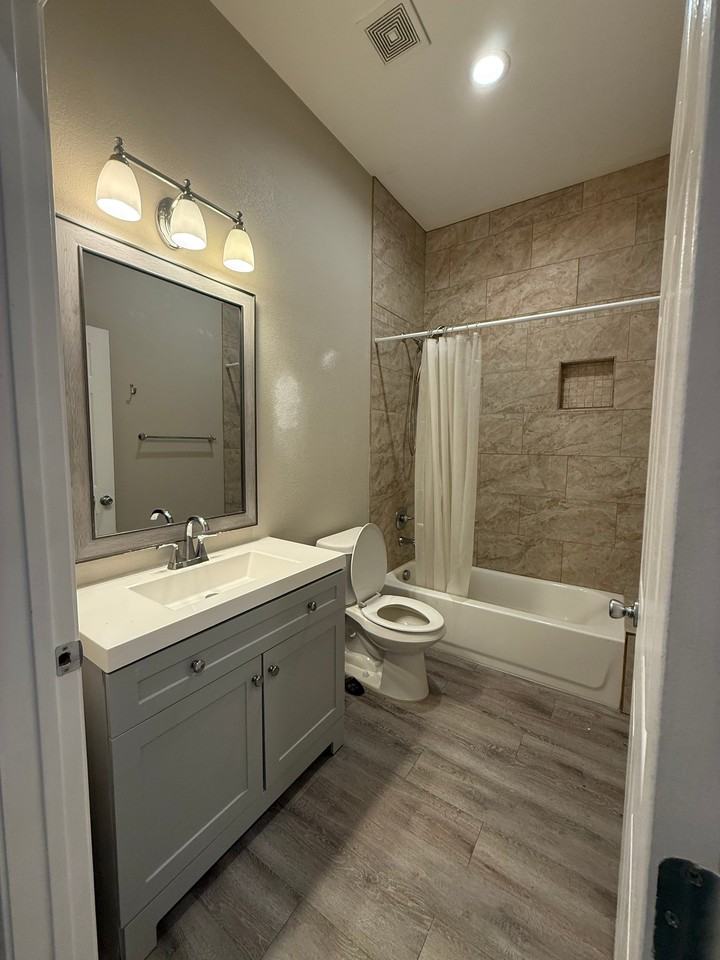 524 Wood Dr - Photo 7 of 15