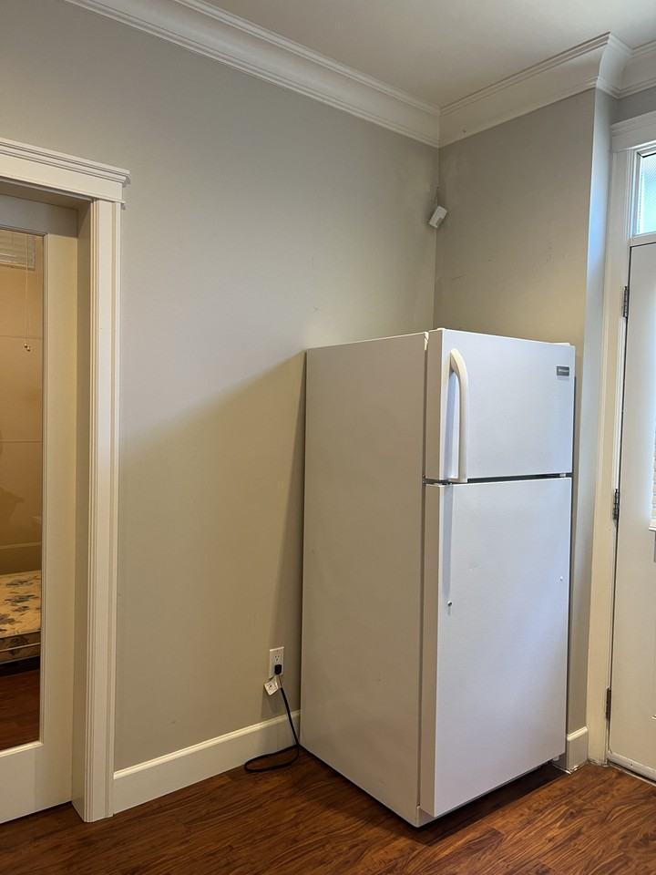 875 W 60th Ave - Photo 5 of 6
