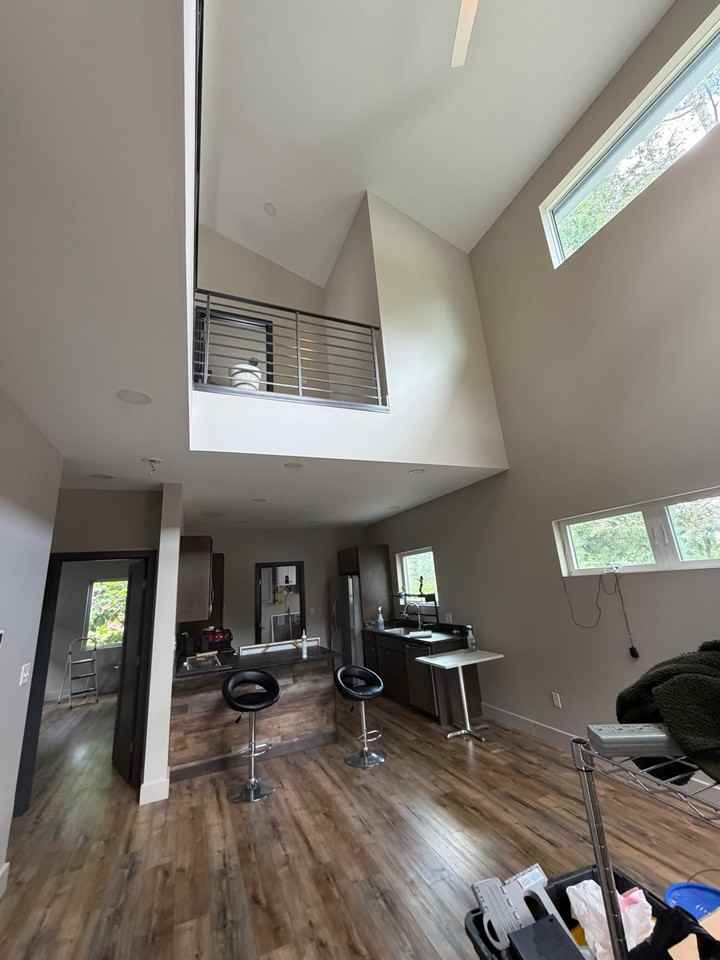 82 Wood Ave - Photo 5 of 24