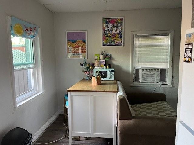 2126 N High St #D - Photo 4 of 13