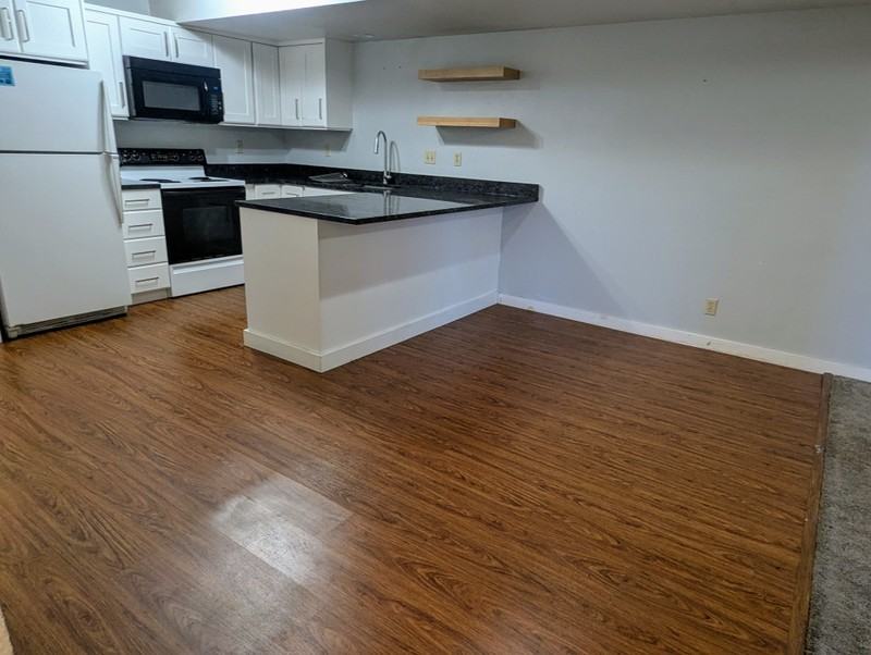 1761 Willowbrook Dr - Photo 6 of 16