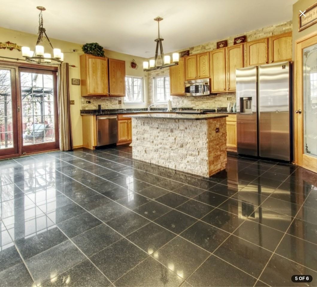 1018 Jewelflower Ln - Photo 4 of 5
