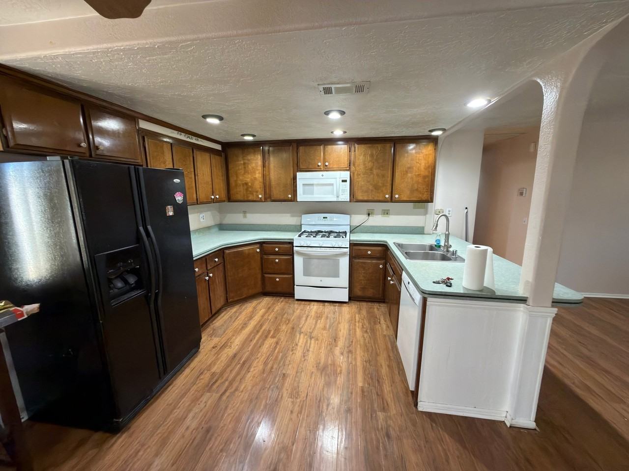 21195 Neola Rd - Photo 3 of 14
