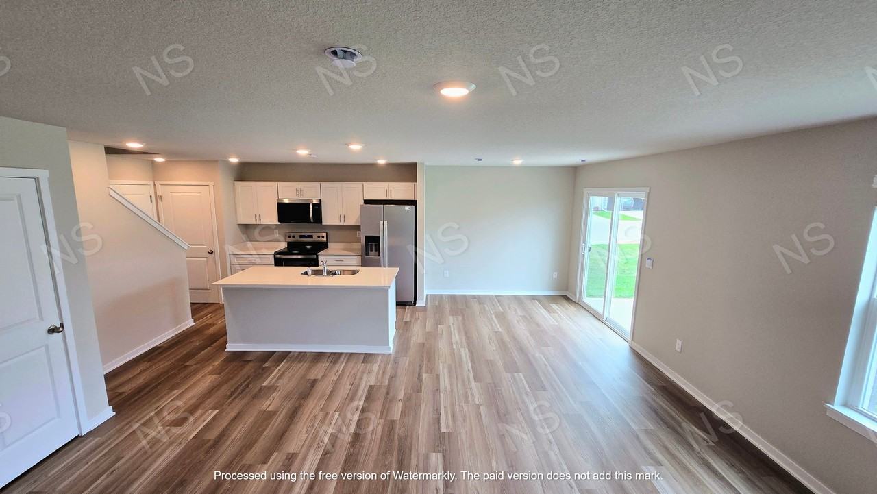 523 Kinley Dr - Photo 6 of 20