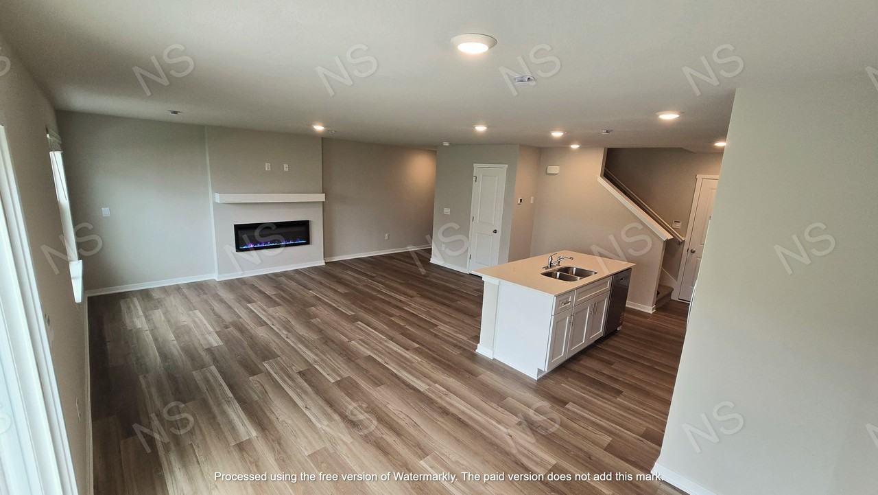523 Kinley Dr - Photo 7 of 20