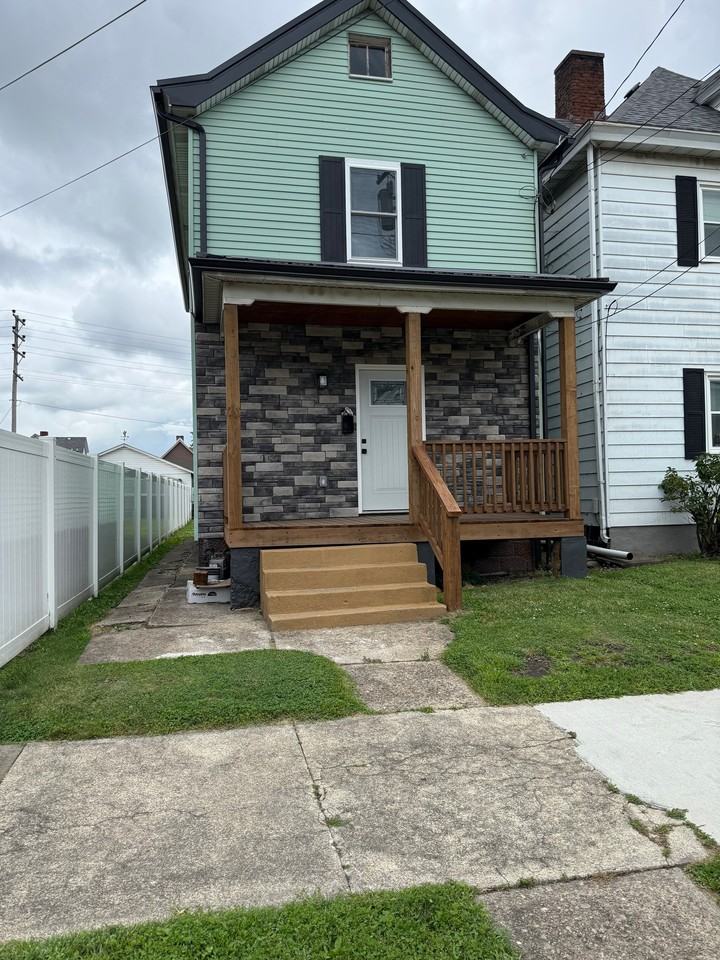 36 W Craig St - Photo 2 of 20
