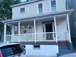 featured image of 711 Scott St