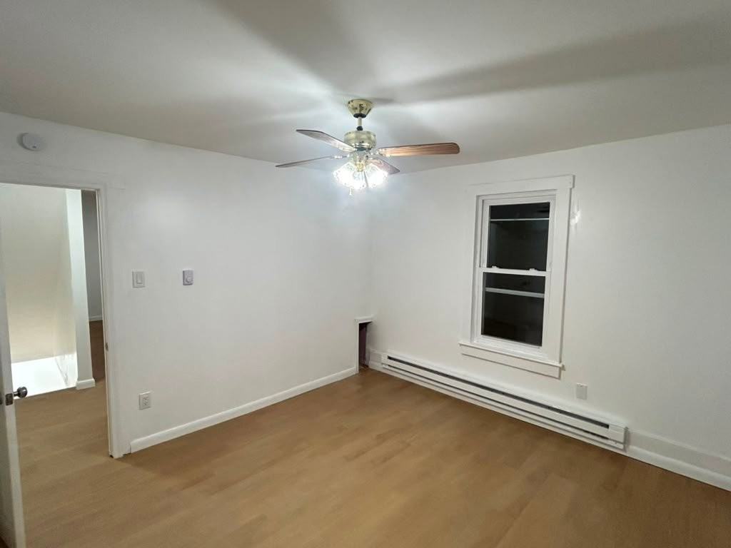 711 Scott St - Photo 4 of 7
