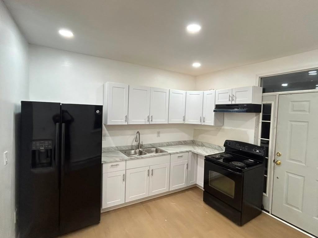 711 Scott St - Photo 7 of 7