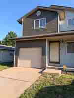 featured image of 1323 W Nottingham Cir