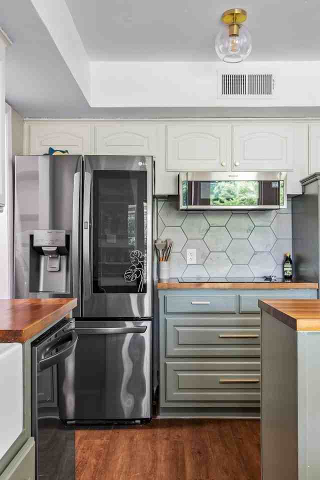 901 Rockwall Dr - Photo 3 of 20