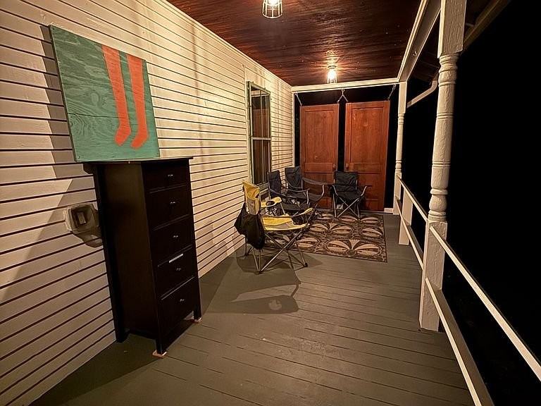 165 S Main St - Photo 3 of 13
