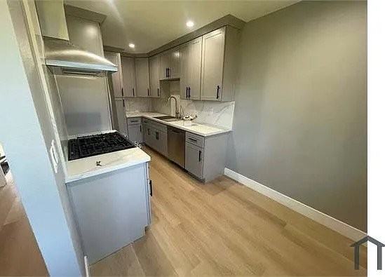 1343 Herald Ave - Photo 5 of 10