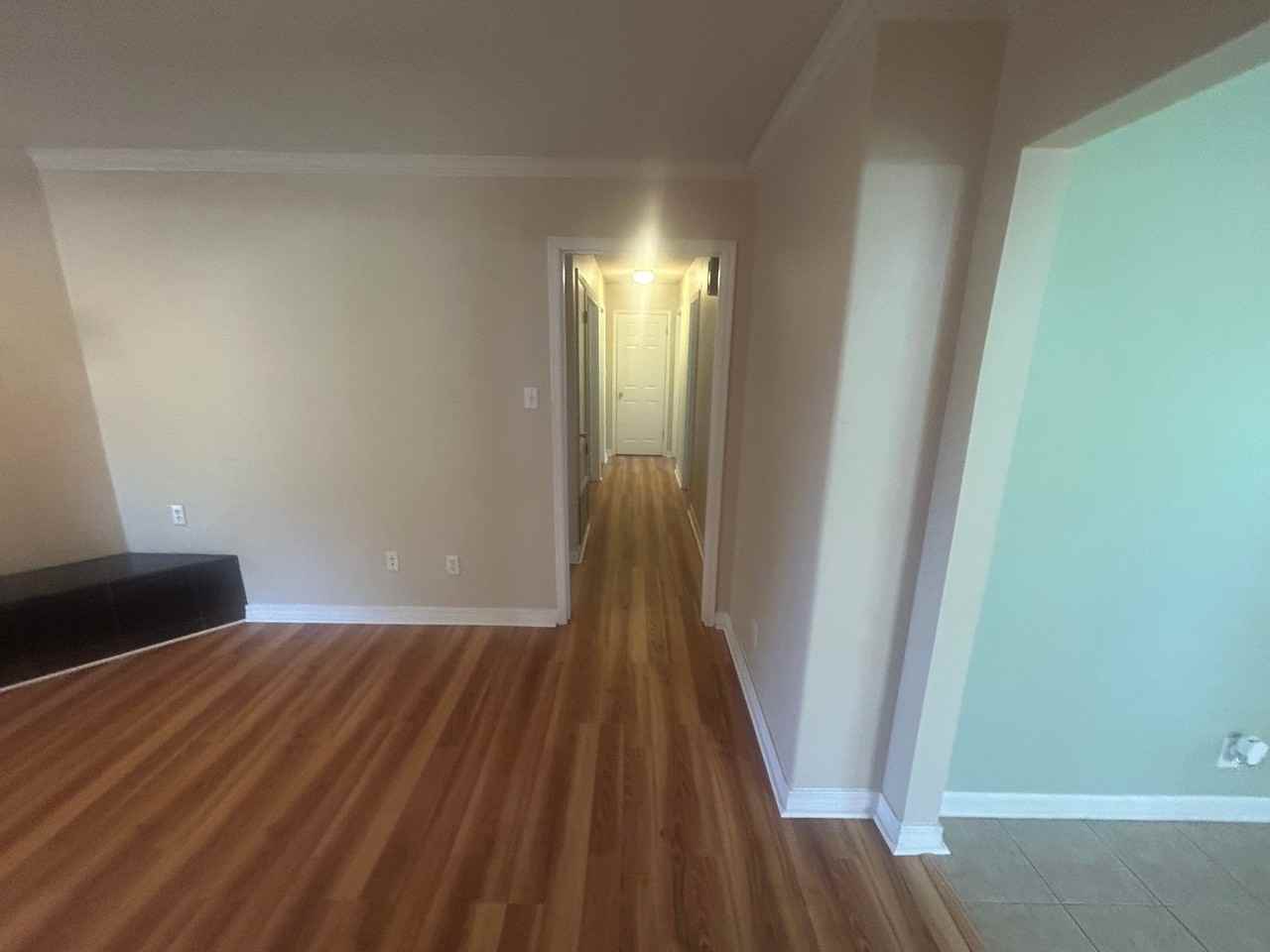 225 Denise Ln - Photo 5 of 24