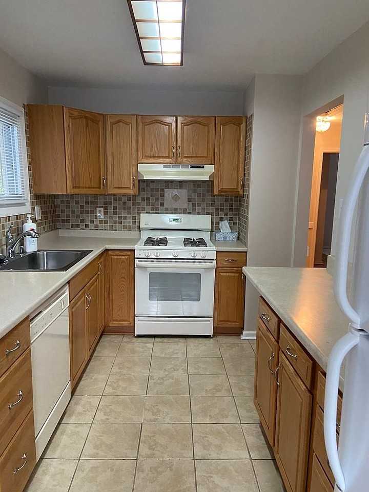 134 Lynch Farm Dr - Photo 6 of 10