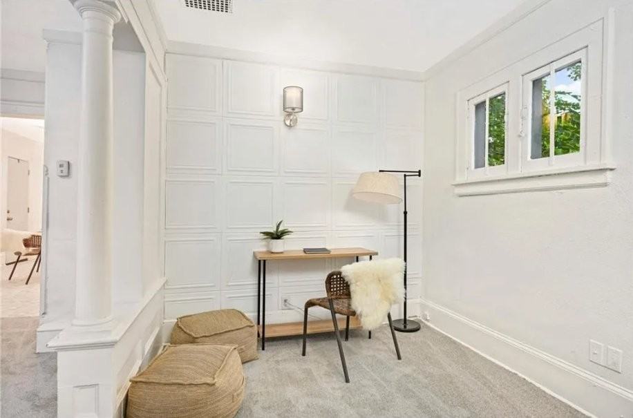 1501 Logan Ave N - Photo 5 of 11