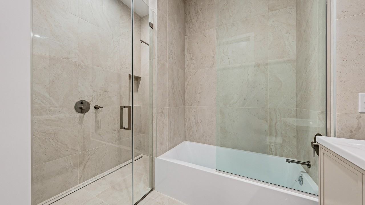 250 W 49th St #2701 - Photo 7 of 20