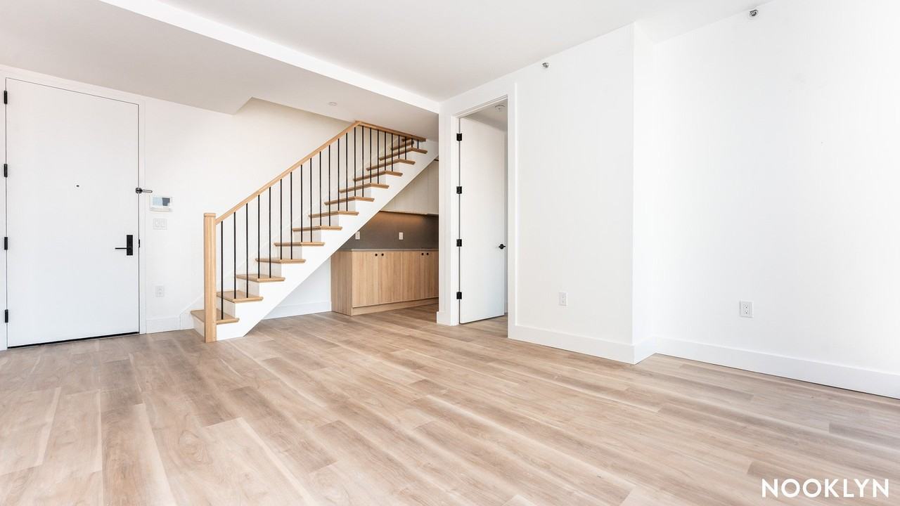 303 Wythe Ave #404 - Photo 2 of 20