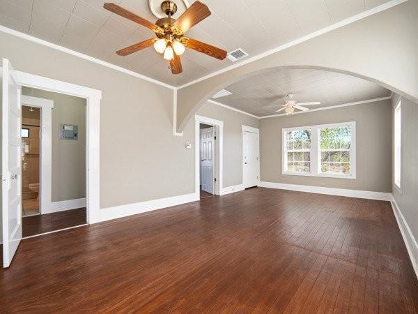 837 Westfall Ave - Photo 4 of 11