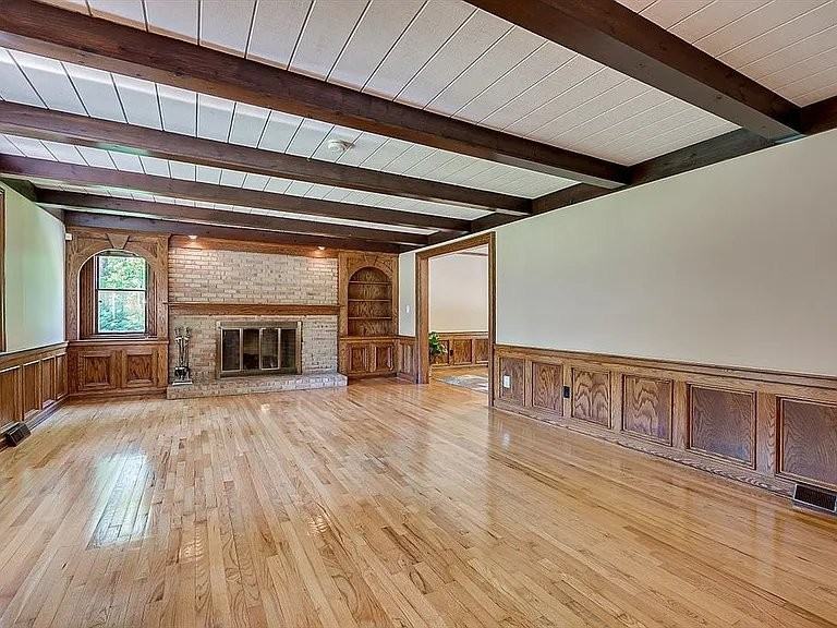 9 King Arthurs Ct - Photo 4 of 24