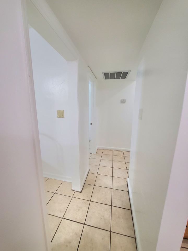 4732 E 1st St #NA - Photo 2 of 11