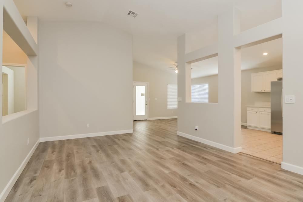 1855 Vista Pointe Ave #NA - Photo 2 of 11