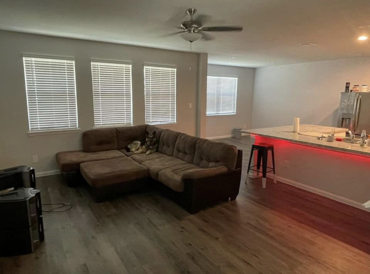 978 Rice Dr #B - Photo 2 of 5