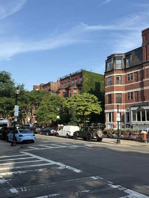 289 Newbury St #1H