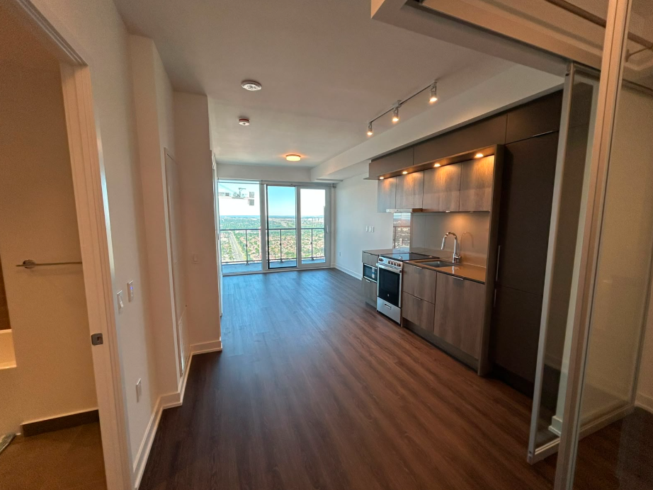 448 Burnhamthorpe Road West #4412 - Photo 3 of 13