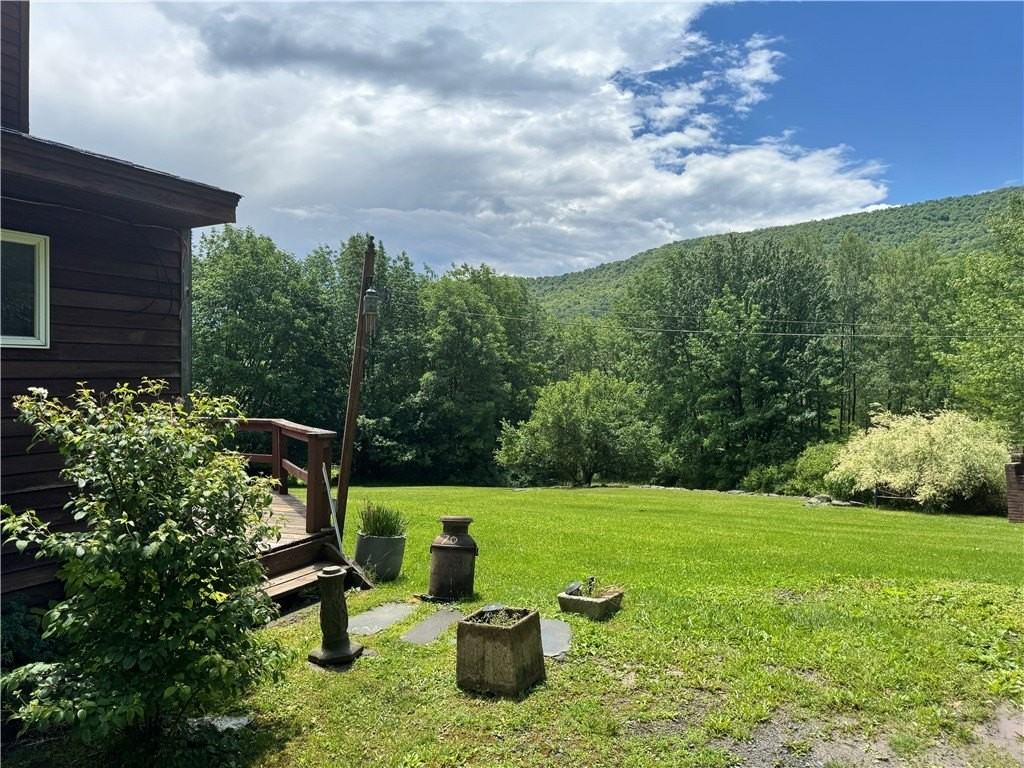 228 Staab Rd - Photo 2 of 31