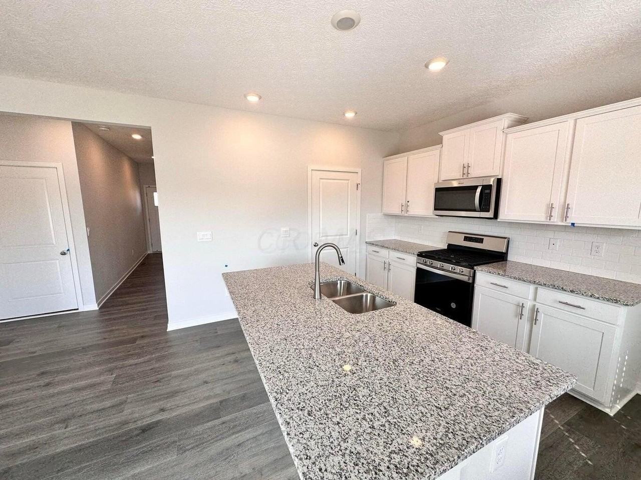 199 Beaman Gates Dr - Photo 7 of 31