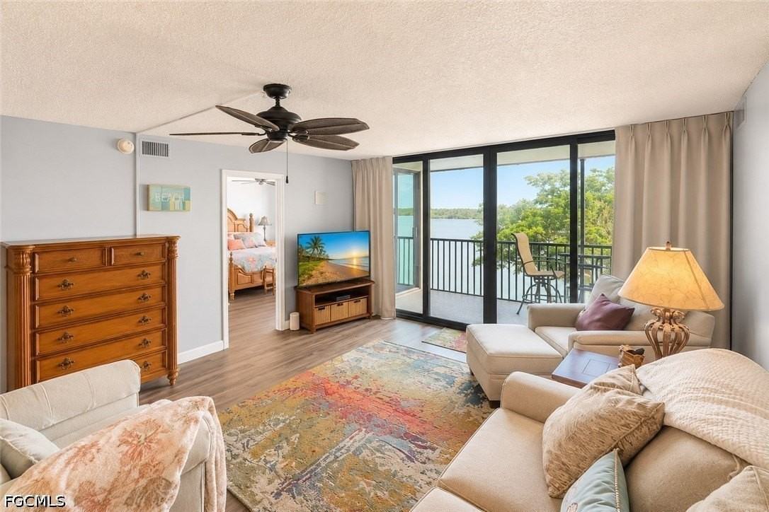 4203 Bay Beach Ln #3E - Photo 7 of 29
