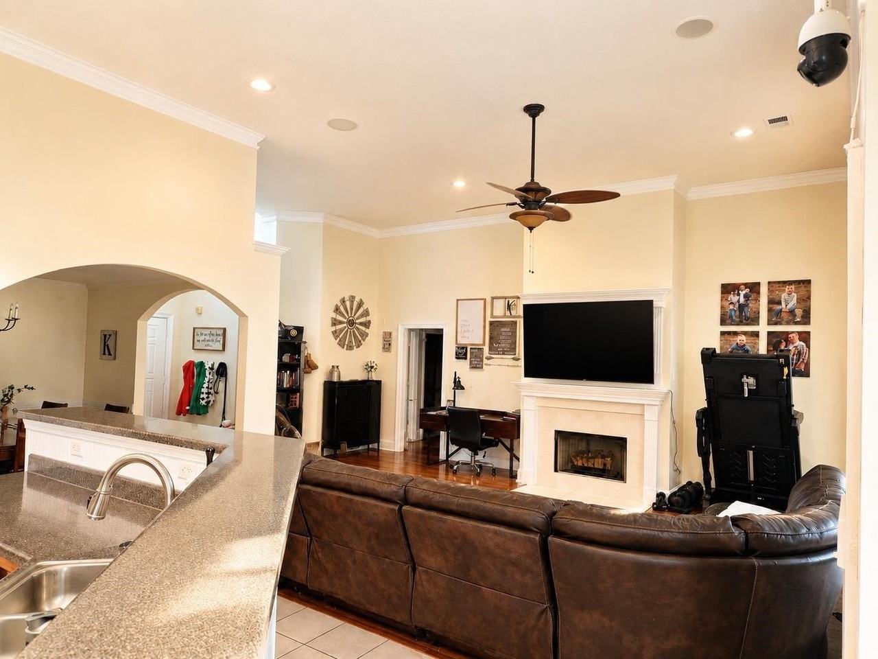 11652 Belle Manor Dr - Photo 5 of 22